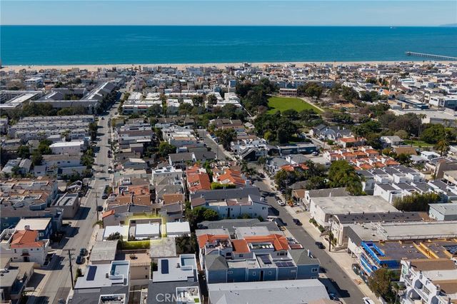 647 2nd, Hermosa Beach, CA 90254