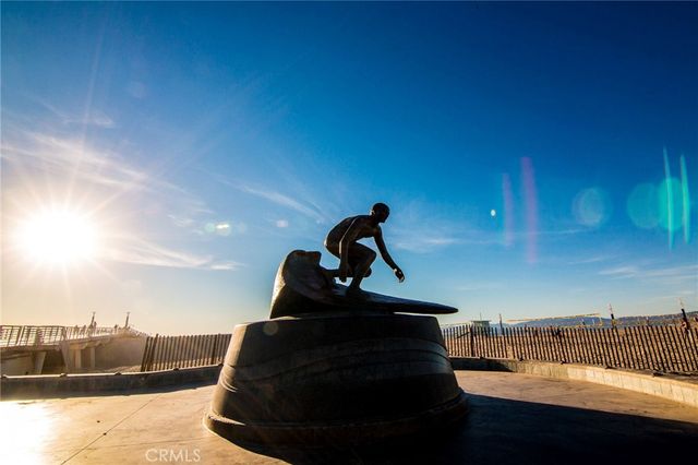 647 2nd, Hermosa Beach, CA 90254