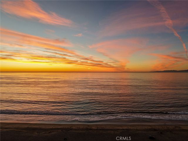 647 2nd, Hermosa Beach, CA 90254