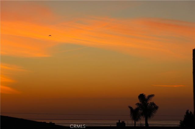 647 2nd, Hermosa Beach, CA 90254