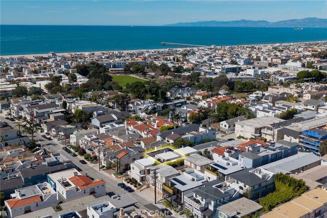 647 2nd, Hermosa Beach, CA 90254