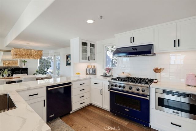 647 2nd, Hermosa Beach, CA 90254