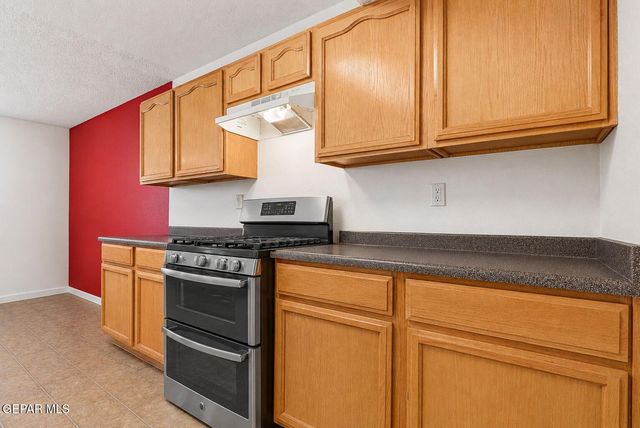 5757 RICK HUSBAND Drive, El Paso, TX 79934