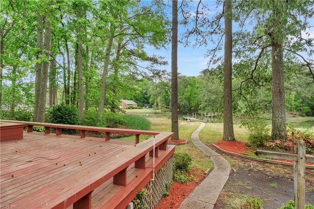 202 Dawson DR, Seaford, VA 23696