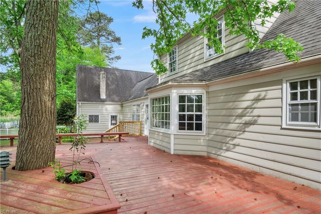 202 Dawson DR, Seaford, VA 23696