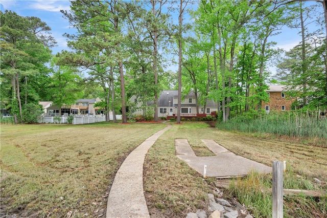 202 Dawson DR, Seaford, VA 23696