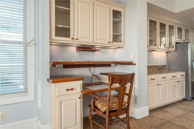 705 Hernando Place, Dauphin Island, AL 36528