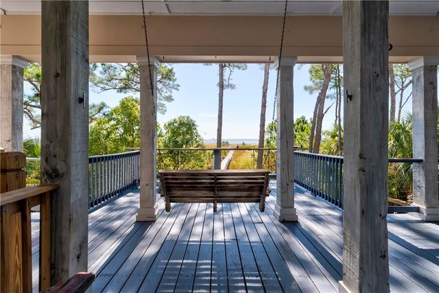 705 Hernando Place, Dauphin Island, AL 36528