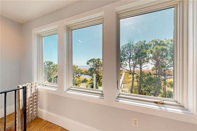 705 Hernando Place, Dauphin Island, AL 36528