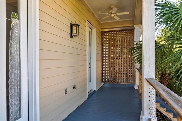 705 Hernando Place, Dauphin Island, AL 36528