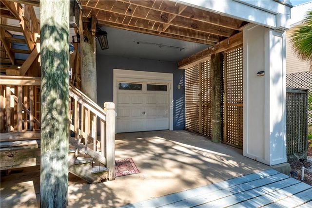 705 Hernando Place, Dauphin Island, AL 36528