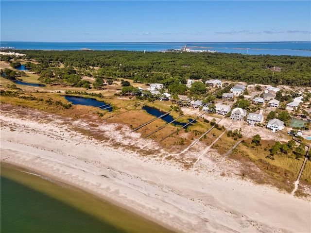 705 Hernando Place, Dauphin Island, AL 36528