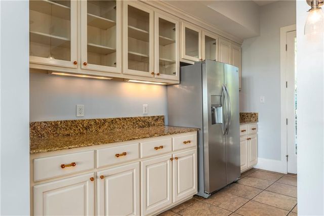 705 Hernando Place, Dauphin Island, AL 36528