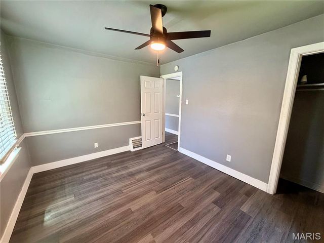 7121 Lamont Drive, Flordell Hills, MO 63136