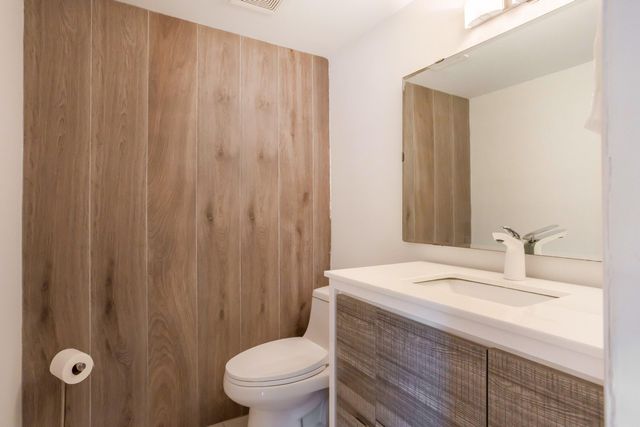 700 SE 6th Avenue 107, Deerfield Beach, FL 33441