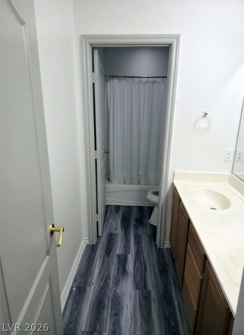 6975 Docile Daybreak Court, Las Vegas, NV 89156