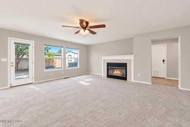 865 Francesca Way, Sparks, NV 89436