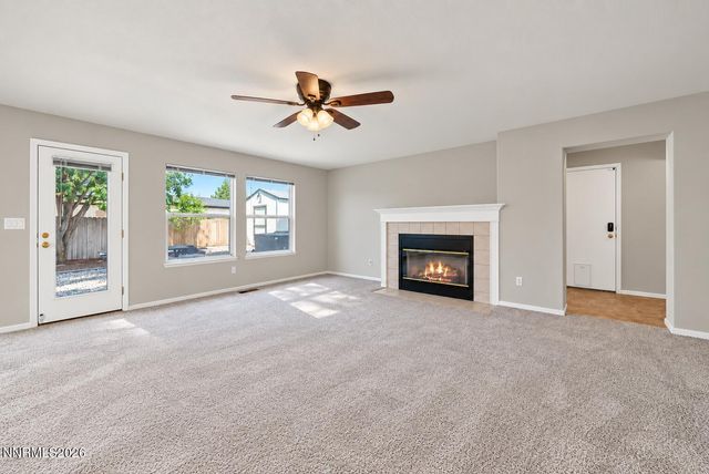 865 Francesca Way, Sparks, NV 89436