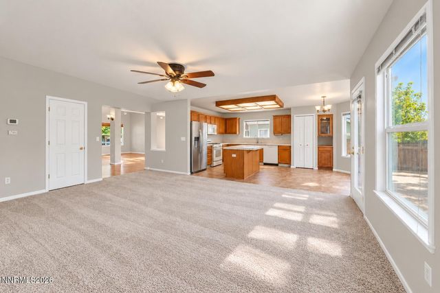 865 Francesca Way, Sparks, NV 89436