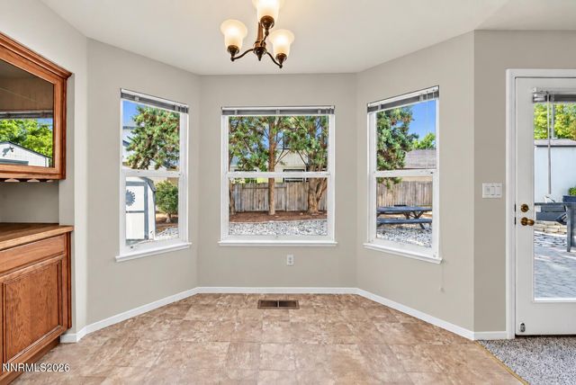 865 Francesca Way, Sparks, NV 89436