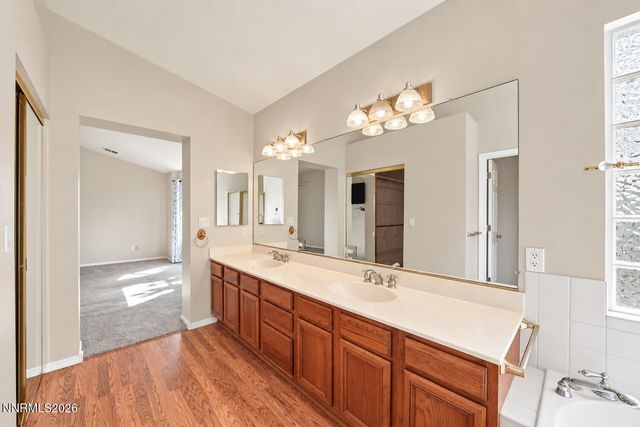 865 Francesca Way, Sparks, NV 89436