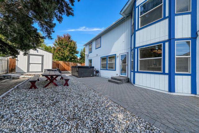 865 Francesca Way, Sparks, NV 89436
