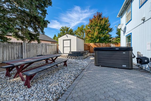 865 Francesca Way, Sparks, NV 89436