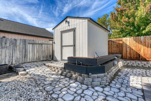 865 Francesca Way, Sparks, NV 89436
