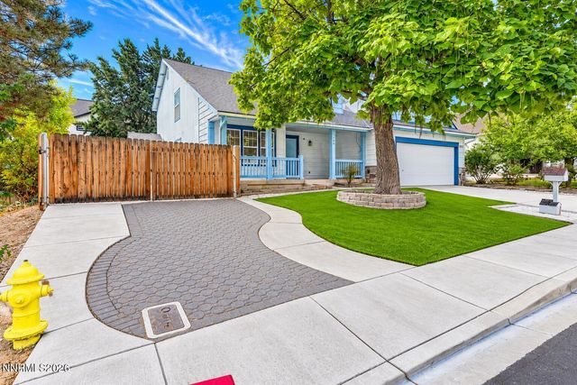 865 Francesca Way, Sparks, NV 89436