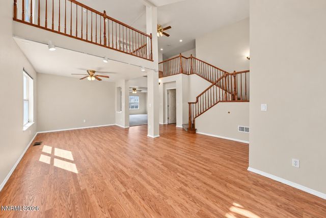 865 Francesca Way, Sparks, NV 89436