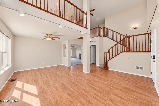 865 Francesca Way, Sparks, NV 89436