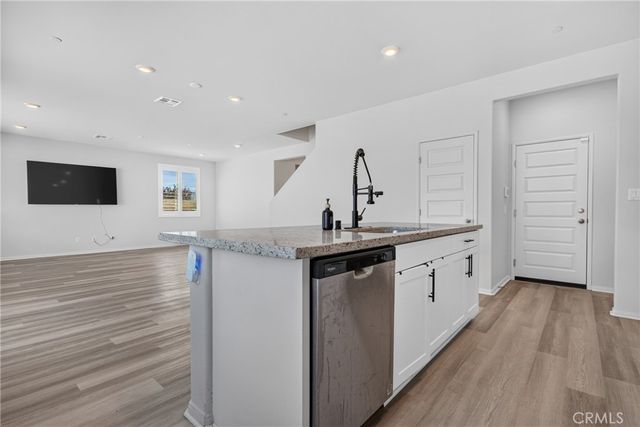 19154 River Rock Ct, Lake Elsinore, CA 92532