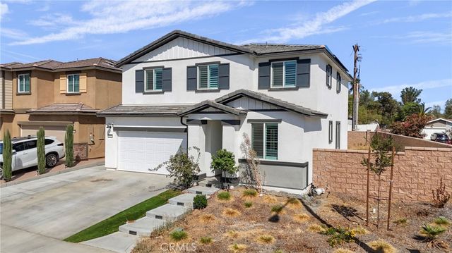 19154 River Rock Ct, Lake Elsinore, CA 92532