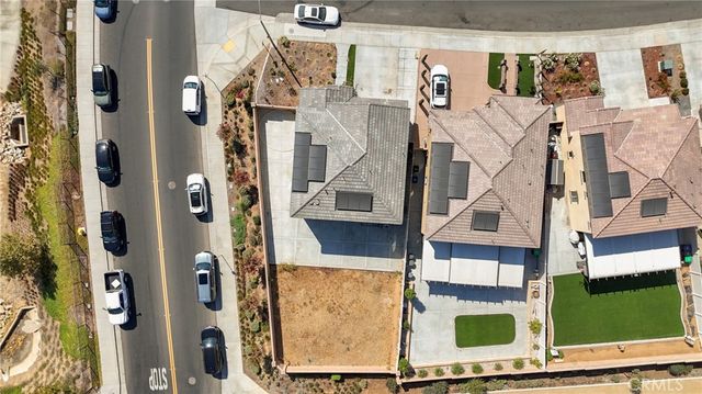 19154 River Rock Ct, Lake Elsinore, CA 92532