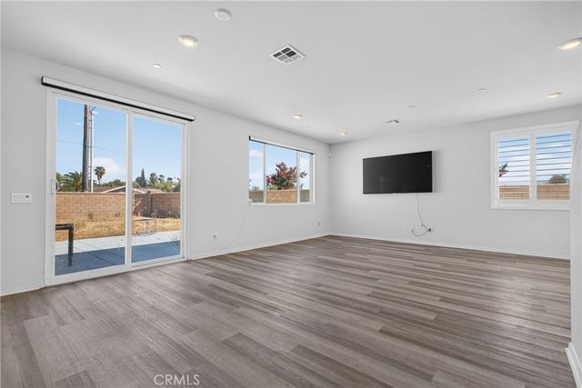 19154 River Rock Ct, Lake Elsinore, CA 92532