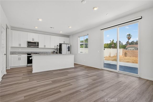 19154 River Rock Ct, Lake Elsinore, CA 92532