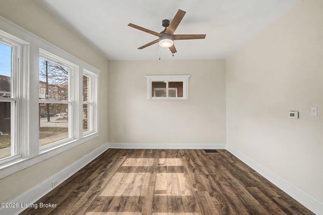 3 Eutropia Ct, Louisville, KY 40208