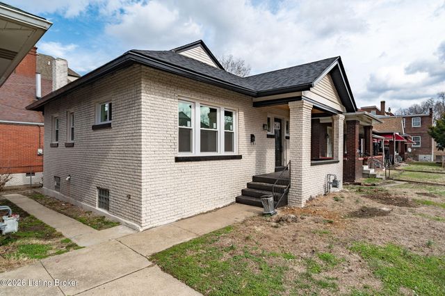 3 Eutropia Ct, Louisville, KY 40208