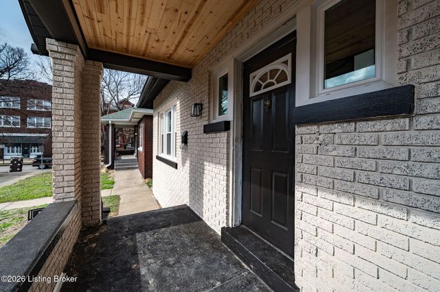 3 Eutropia Ct, Louisville, KY 40208