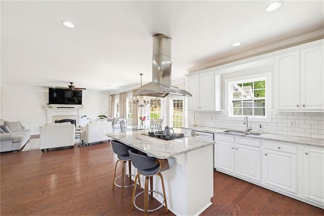 1235 Vinings Place Point, Mableton, GA 30126