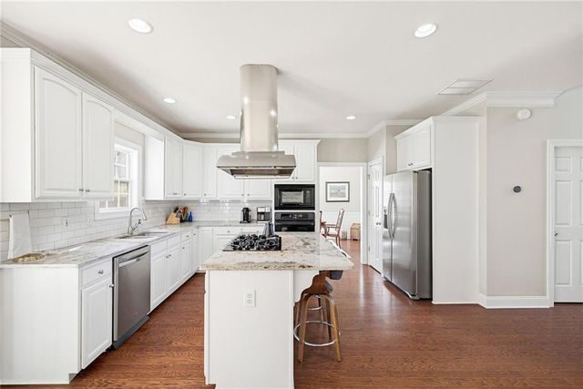 1235 Vinings Place Point, Mableton, GA 30126