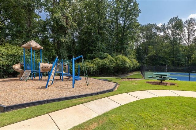 1235 Vinings Place Point, Mableton, GA 30126