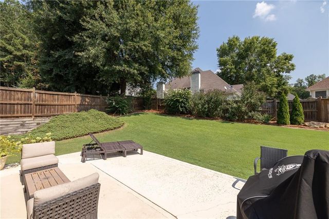 1235 Vinings Place Point, Mableton, GA 30126