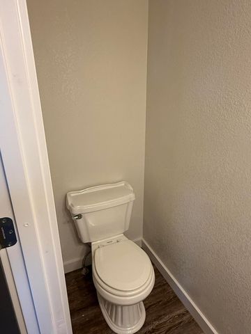 19327 Lawrence 1210, Aurora, MO 65605