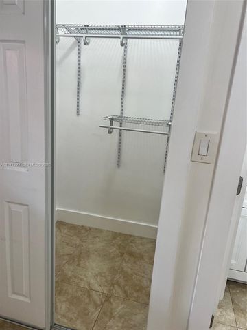 4050 SW 5th Ter 1, Miami, FL 33134