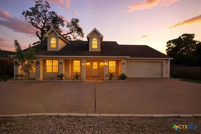 4005 Midway Dr, Temple, TX 76502