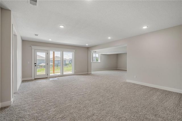 19499 W 114th Terrace, Olathe, KS 66061