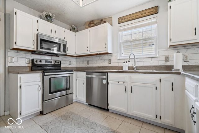 15320 Fawn Meadow Drive, Noblesville, IN 46060