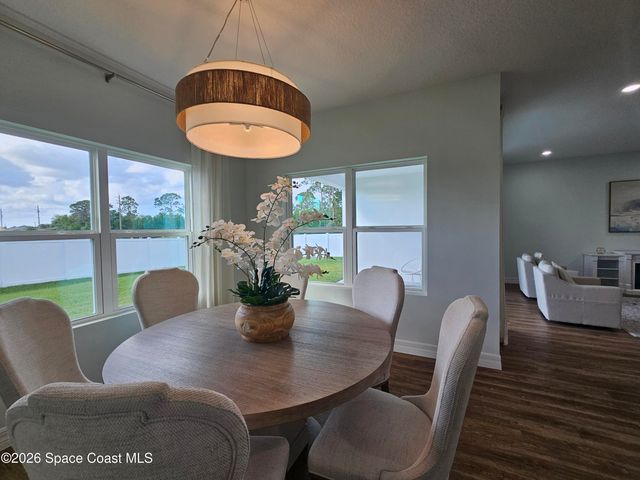 361 Del Rey Street NE, Palm Bay, FL 32907