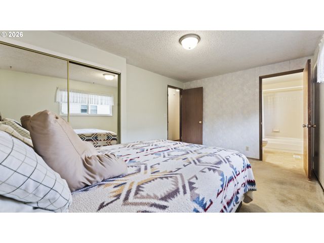 816 Ne 193RD Ave, Portland, OR 97230